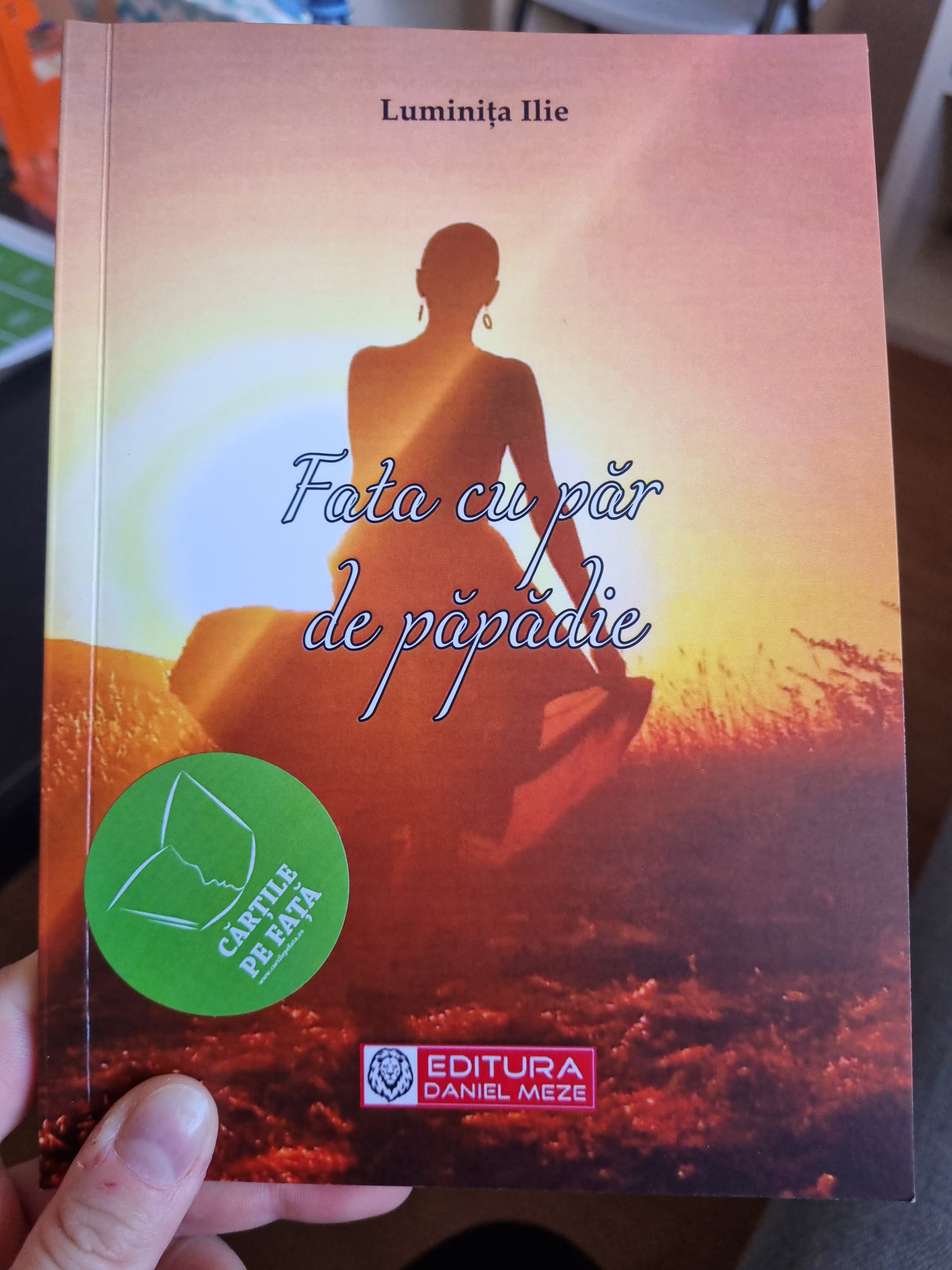 Fata cu păr de păpădie